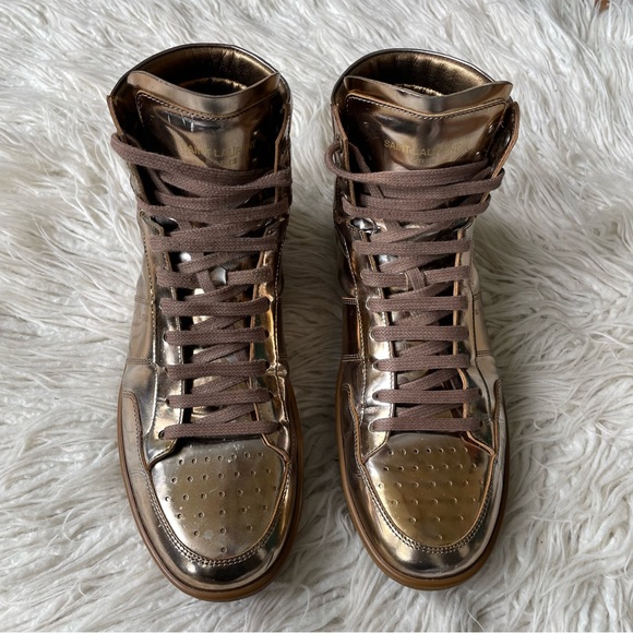 Saint Laurent SL/10H Signature Court Classic Metallic Leather High-Top Sneakers - Picture 4 of 12